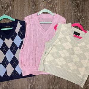 3 sweater vest size small